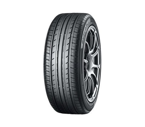 YOKOHAMA 225/55R18 98V BluEarth ES32 (2607)